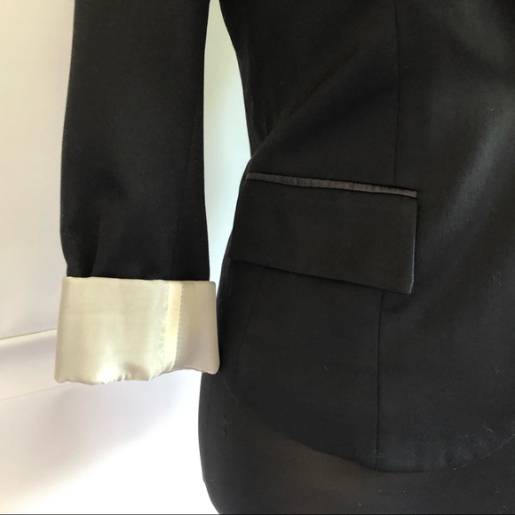 Wilfred by Aritzia Black Blazer Size: 2 - Picture 4 of 9